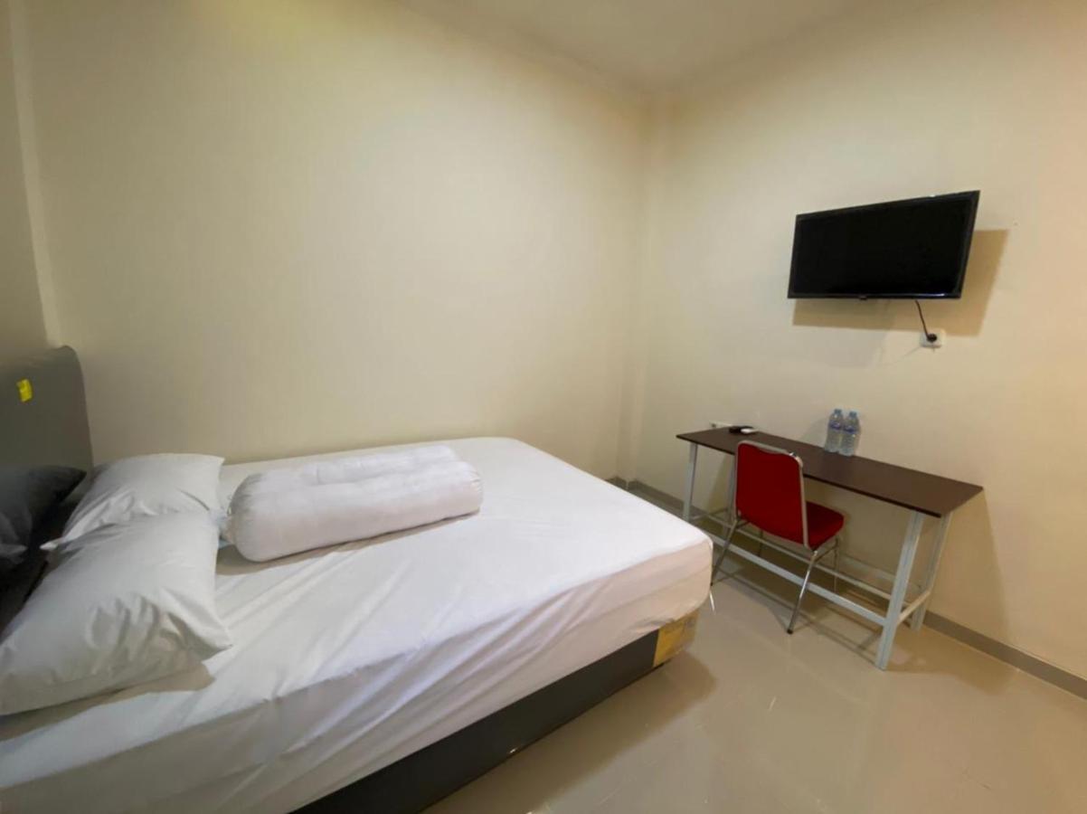 Mapala Guest House Makassar Redpartner Exterior foto
